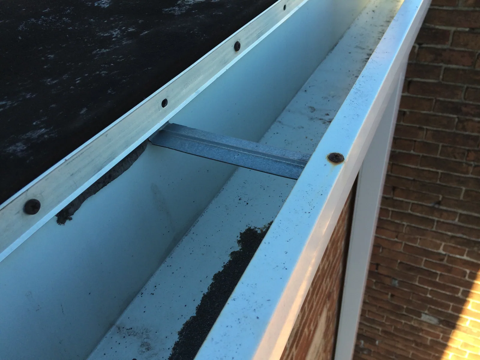 Perimeter metal repair